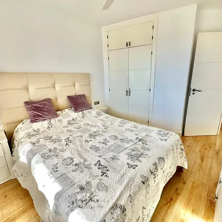 Gorgeous At The Sea In La Carihuela! Apartment